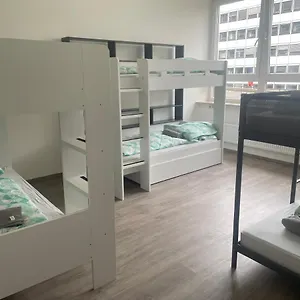  Hostal Cityapartment 5min- Hauptbahnhof